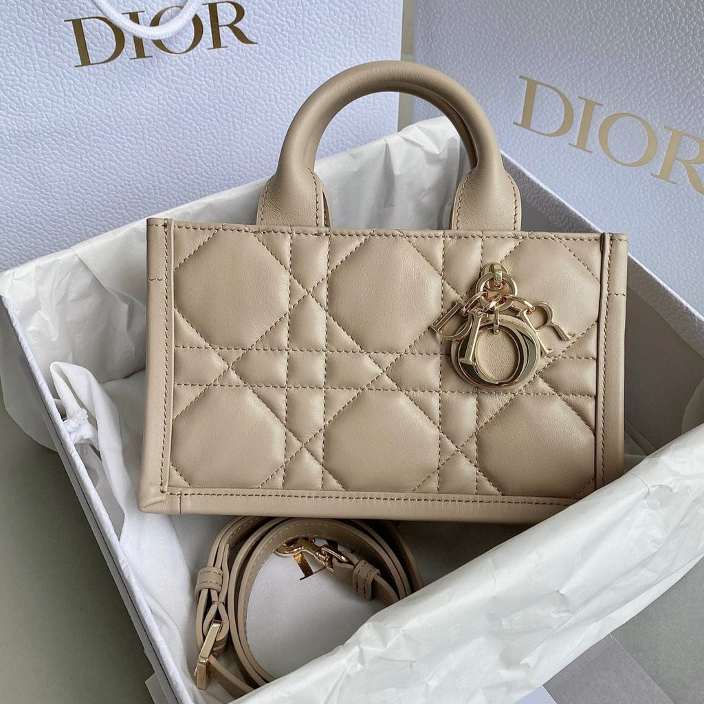 ミニブックトート 21 ベージュクリーム マクロカナージュ カーフスキン