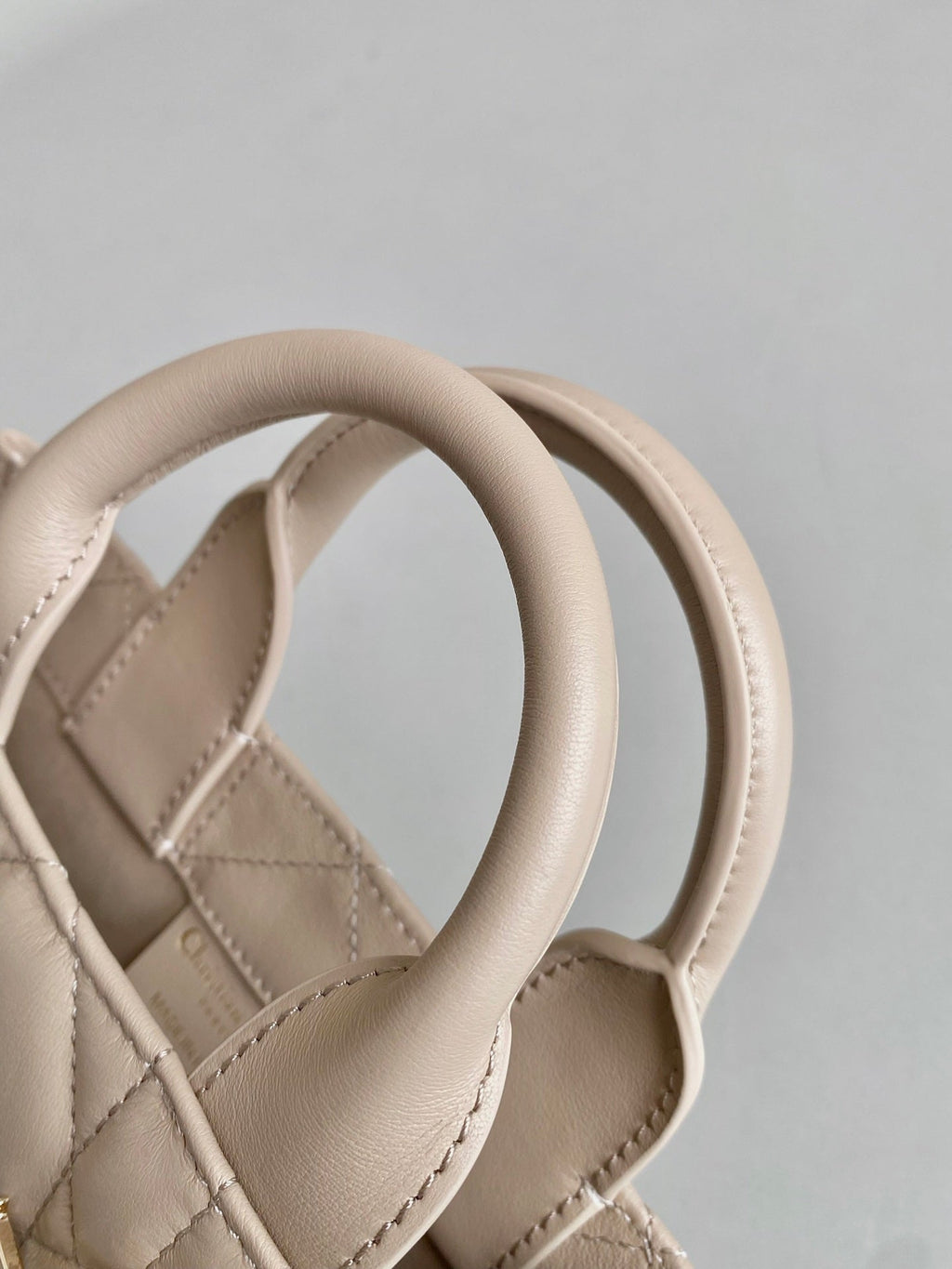 ミニブックトート 21 ベージュクリーム マクロカナージュ カーフスキン