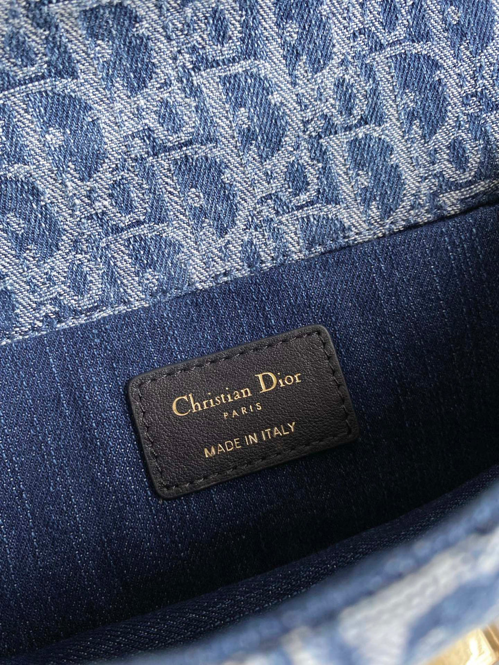 21 モンテーニュ イーストウェット チェーン付き ブルーデニム オブリークジャカード