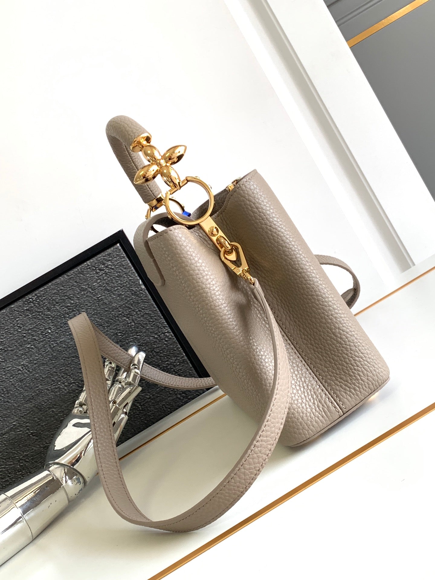 カプシーヌ BB 27 カーキブラウン トリヨンゴールドハードウェア