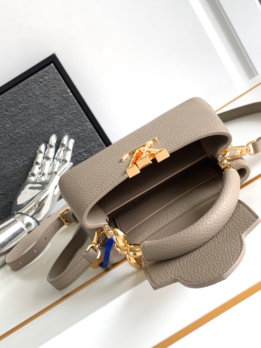 カプシーヌ ミニ 21 カーキブラウン トリヨンゴールド金具