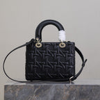 レディバッグ 24インチ ブラック グラフィック カナージュ カーフスキン ペールゴールド仕上げ メタルチャーム