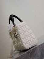 MEDIUM LADY BAG 24 IN WHITE QUILTED MACROCANNAGE CALFSKIN BLACK STRAP