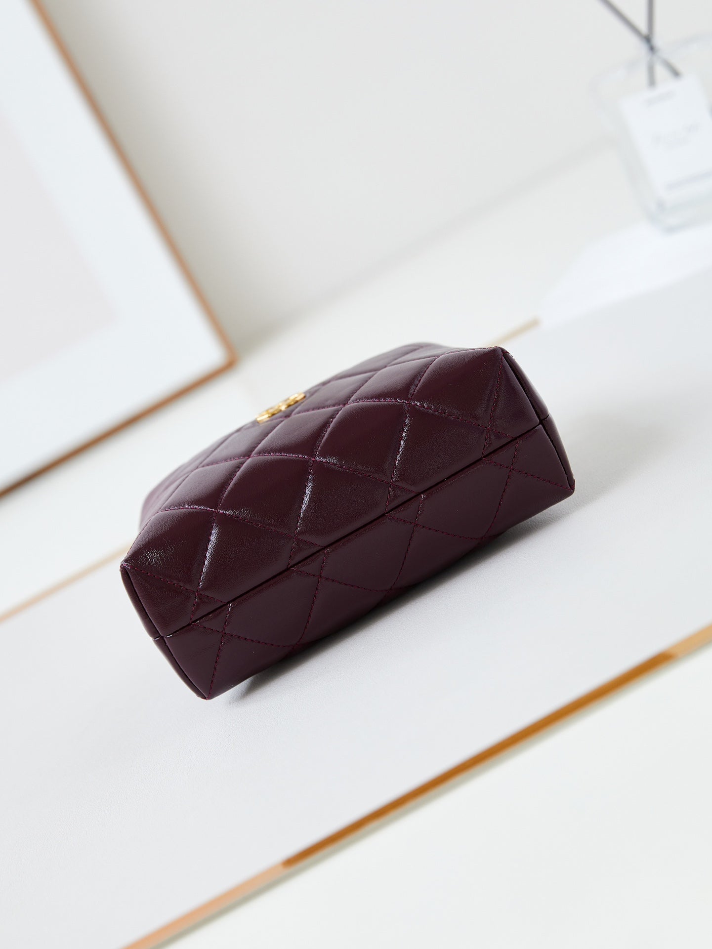 ホーボーバッグ 18インチ ワインレッド ソフトラムスキン ゴールドチェーン