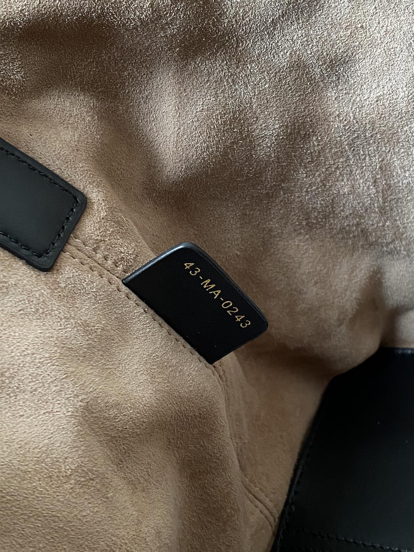 ミディアム トゥジュール バッグ 28 ベージュ カナージ カーフスキン ブラック ストラップ