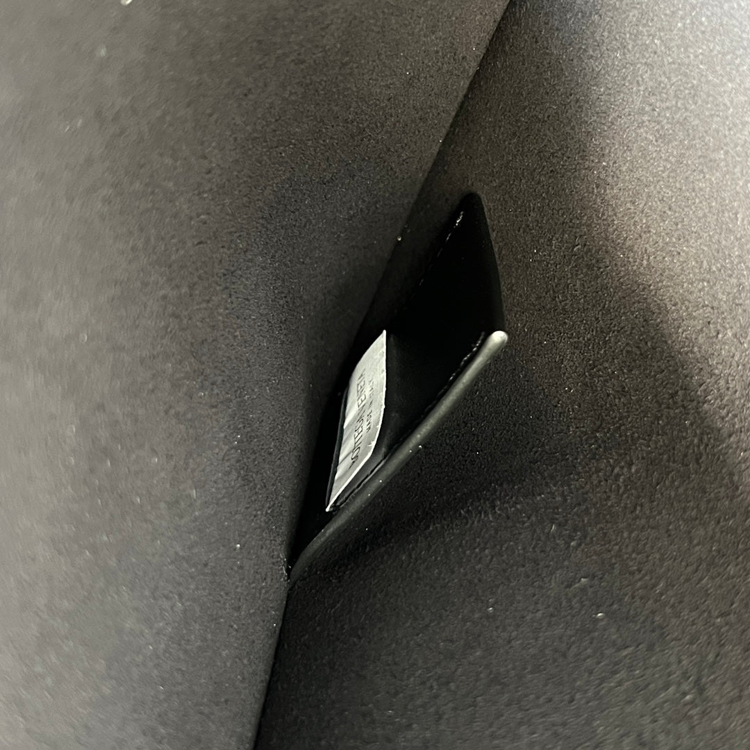 INTRECCIATO CLUTCH 32 IN BLACK SOFT CALFSKIN