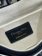 スモール 19 モンテーニュ アベニュー トップハンドルバッグ ブルー ディオール オブリーク ジャカード＆ブラック スムースカーフスキン