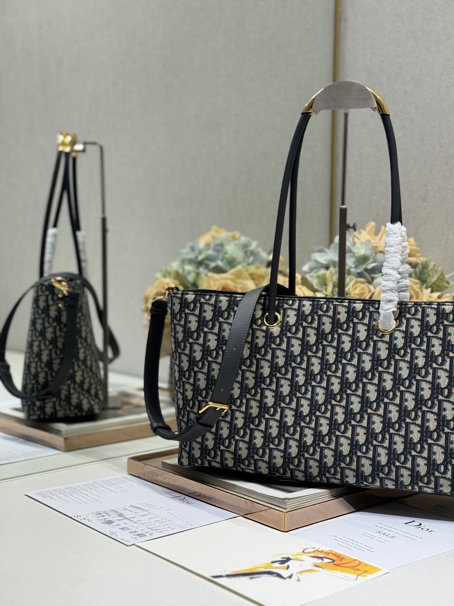 ミディアム 37 トゥジュール バッグ（ブラック モノグラム デニム）