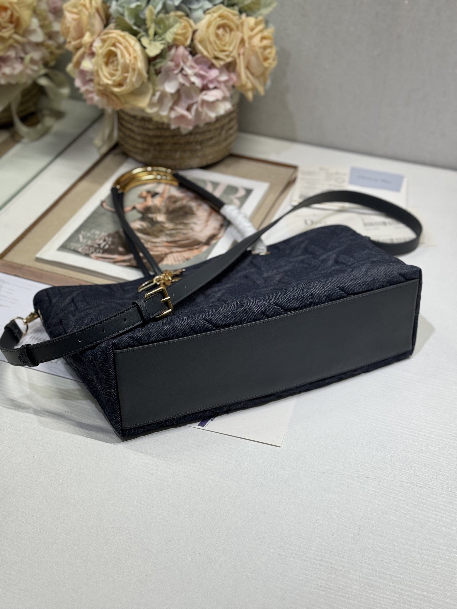 ブラック カナージュ デニムのミディアム 37 トゥジュール バッグ