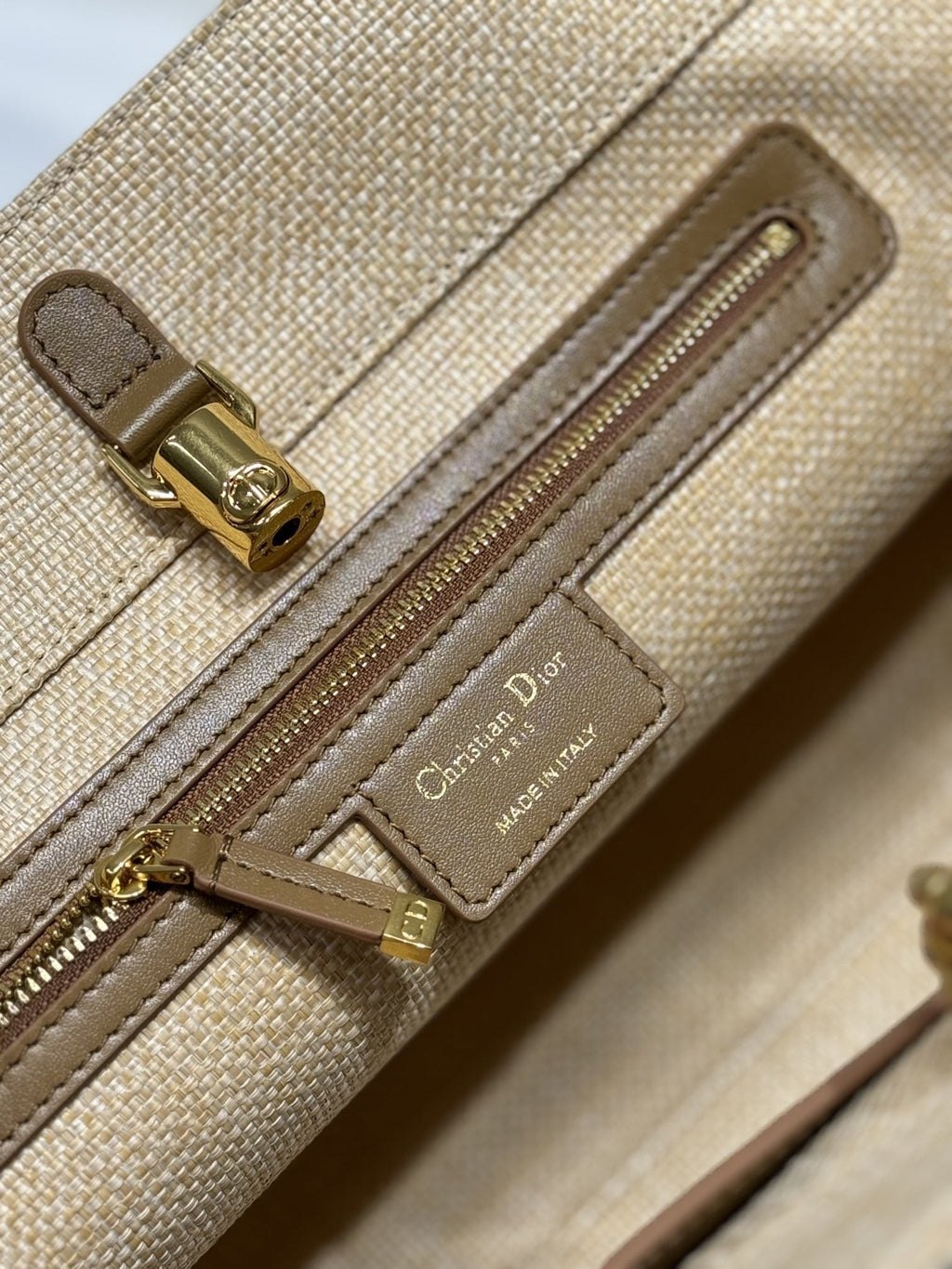 ビスクベージュ カナージュ ラフィア製 ラージ 41 トゥジュール バッグ