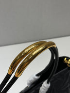 ラージ 41 トゥージュール バッグ ブラック マクロカナッジ ラムスキン