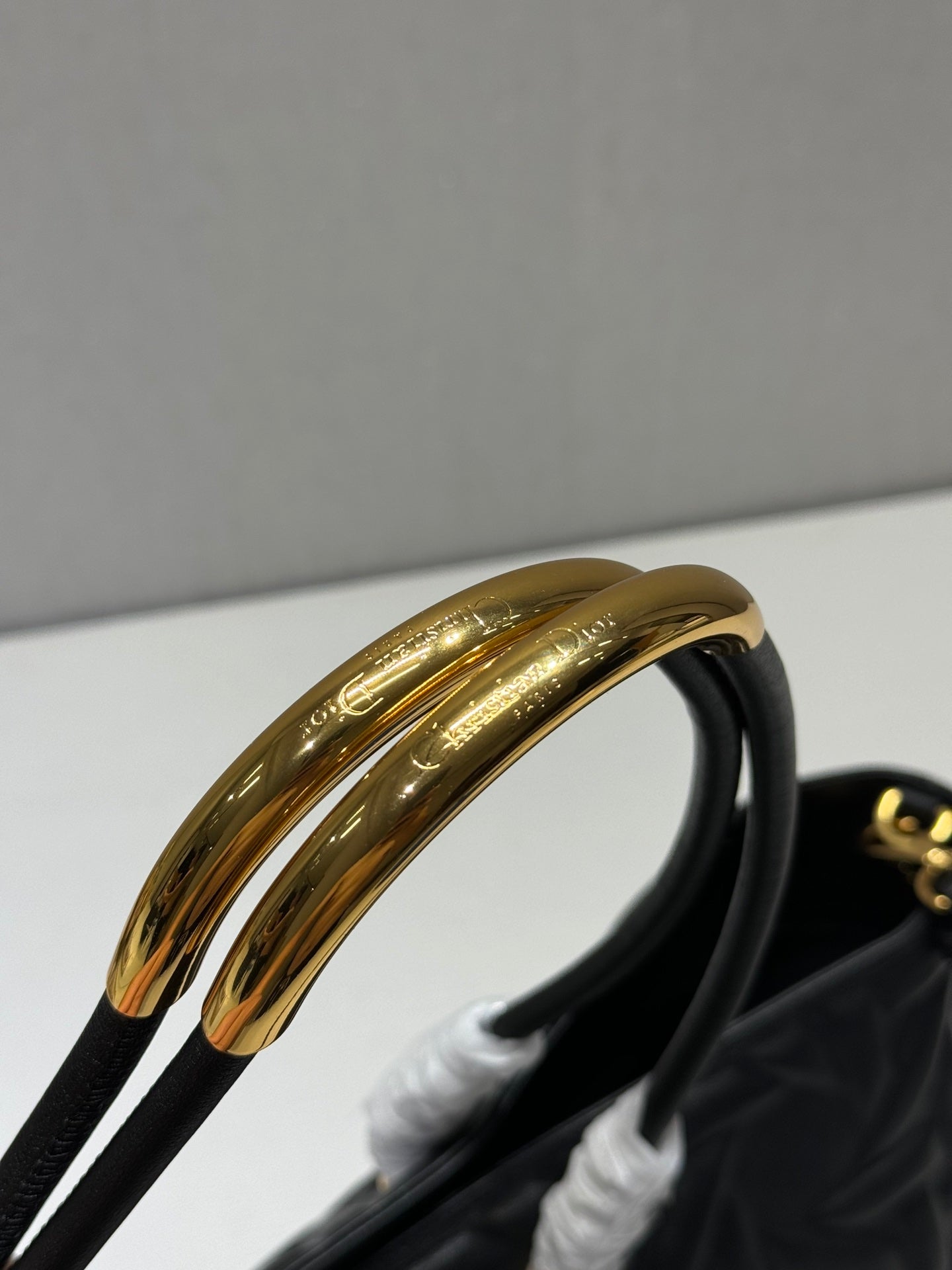 ラージ 41 トゥージュール バッグ ブラック マクロカナッジ ラムスキン