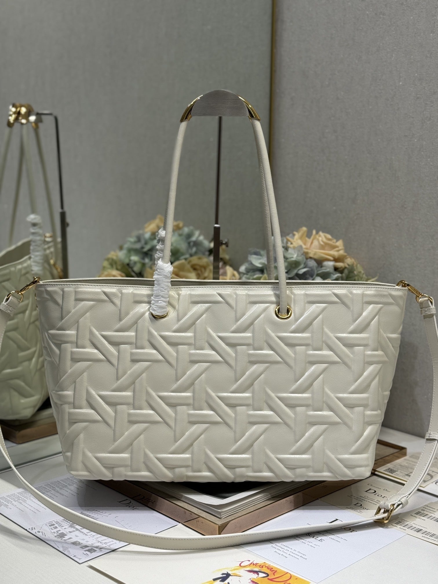 ラージ 41 トゥジュール バッグ ホワイト マクロカナッジ ラムスキン