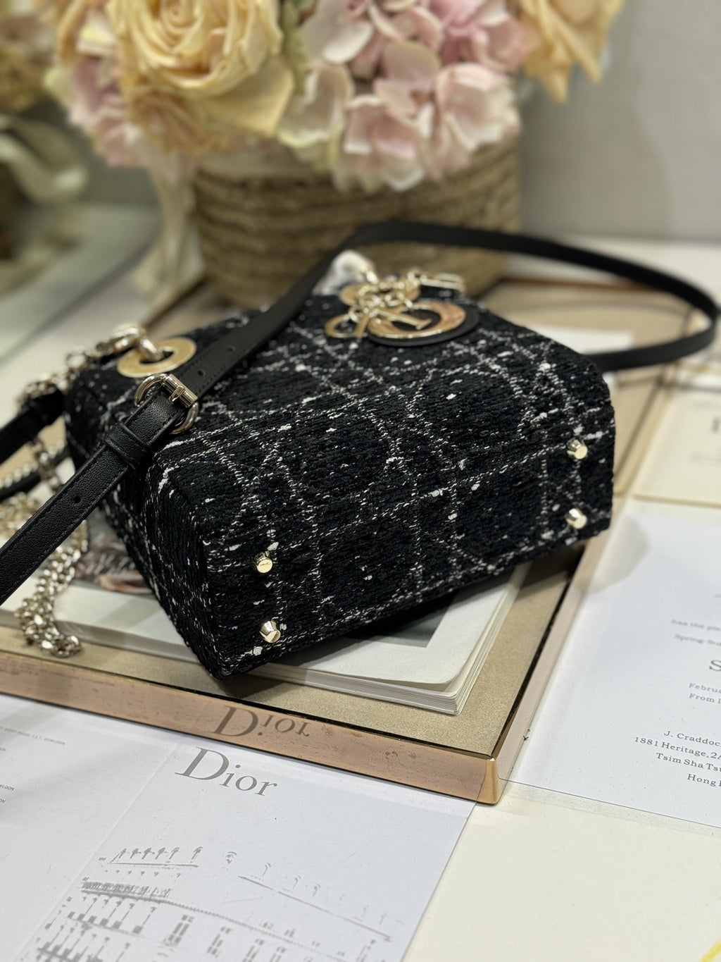 ブラックカナージュツイードのミニ17レディバッグ