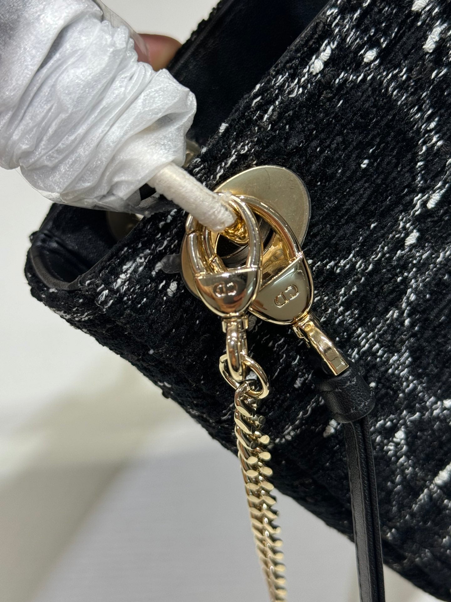 ブラックカナージュツイードのミニ17レディバッグ