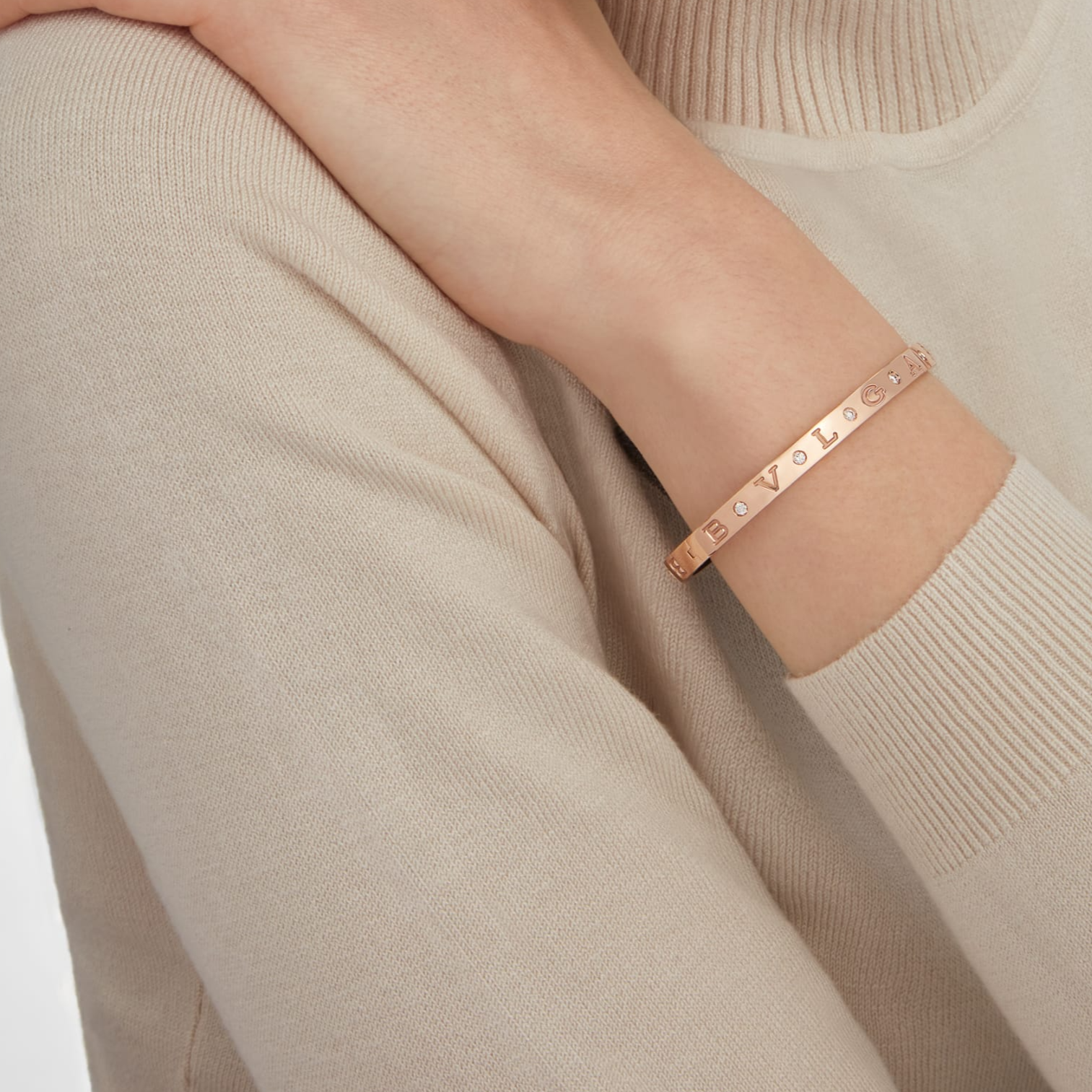[⭐JeweliWhal]سوار ZERO 1 PINK GOLD بـ 12 ماسة