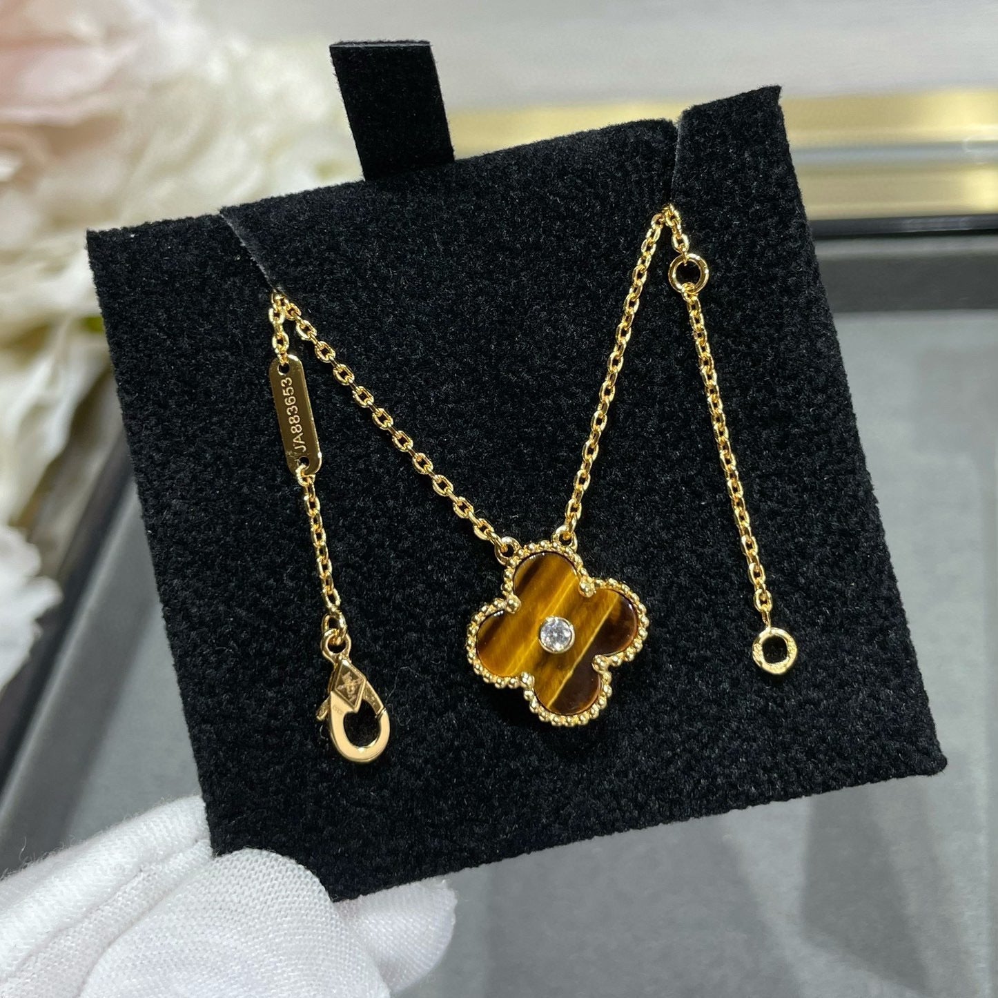 [⭐JeweliWhal]CLOVER 15MM DIAMOND AND YELLOW TIGER'S EYE AGATE necklace