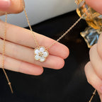[⭐JeweliWhal]LUCKY WHITE MOP PLUM BLOSSOM قلادة