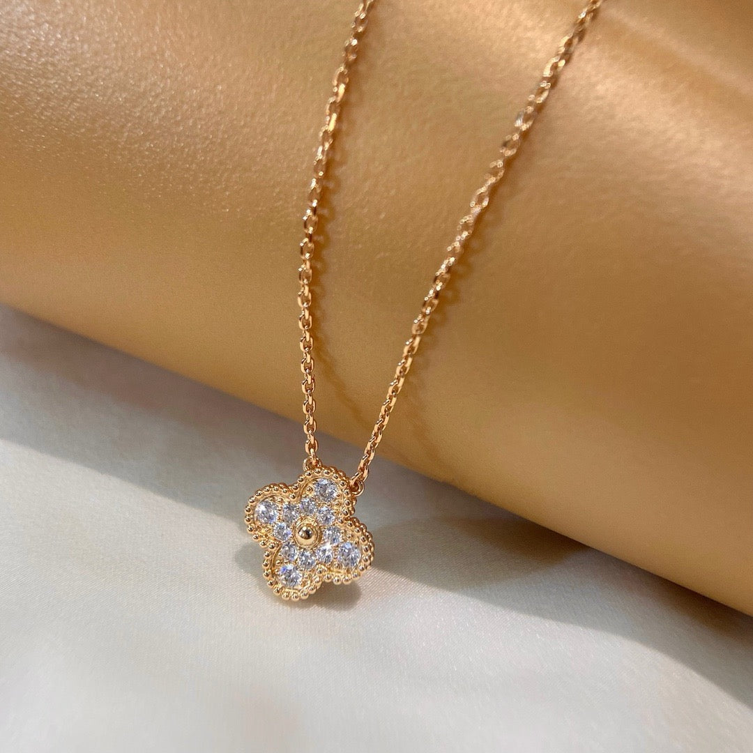 [⭐JeweliWhal]CLOVER 15MM DIAMOND SINGLE FLOWER NECKLACE