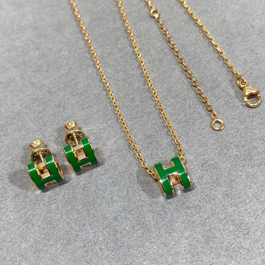 [⭐JeweliWhal]POP H GREEN NECKLACE SILVER AND GOLD