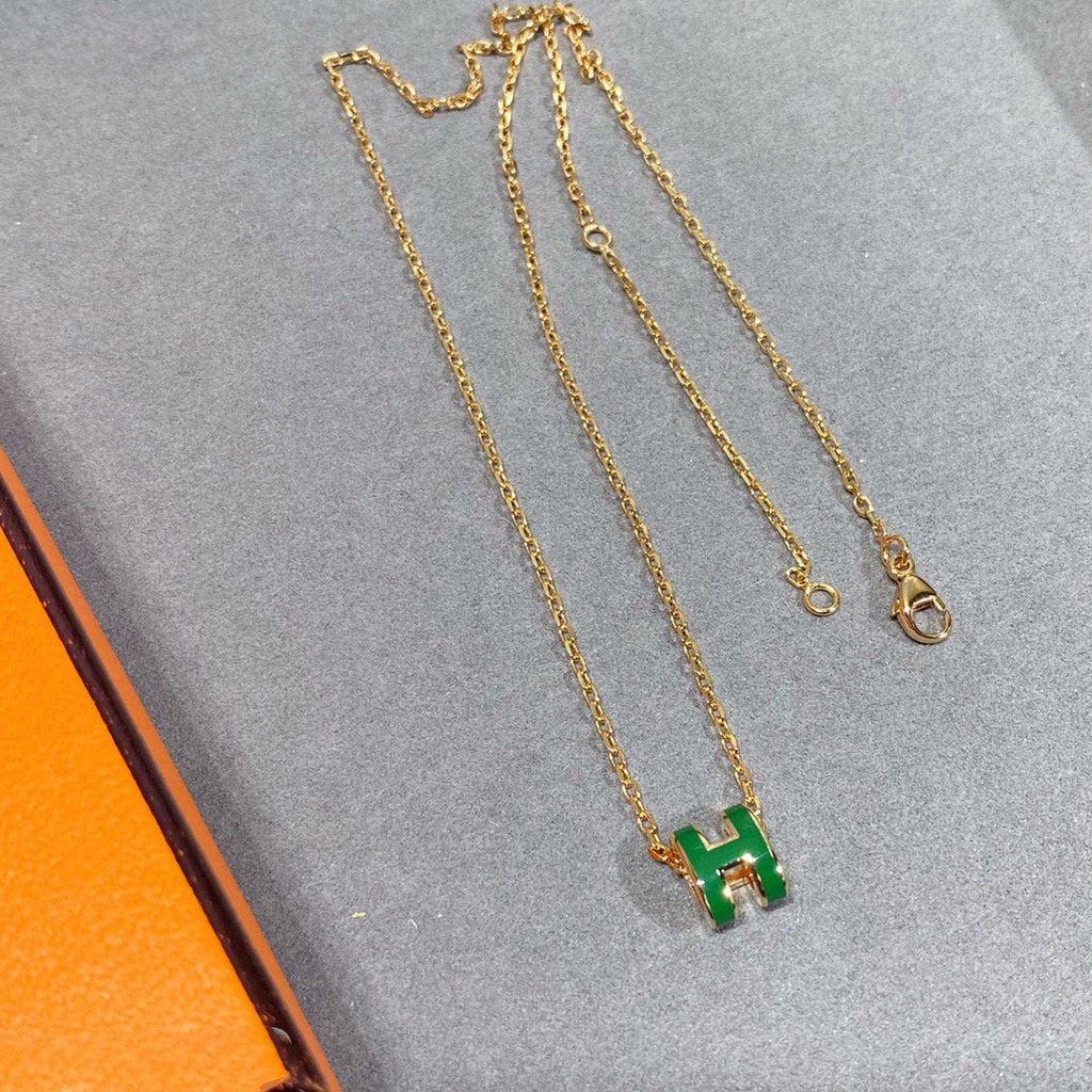 [⭐JeweliWhal]POP H GREEN NECKLACE SILVER AND GOLD