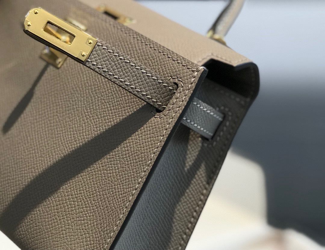 HM ケリーミニ 20 ライトグレー エプソムゴールドハードウェア