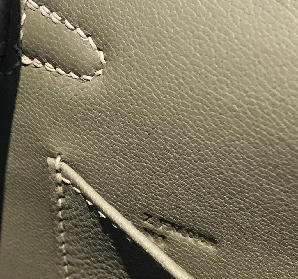 HM ケリーミニ 20 ライトグレー エプソムゴールドハードウェア