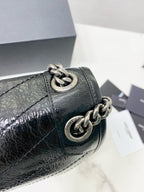 ミディアム ニキ 28インチ ブラック カーフスキン チェーンバッグ 高級