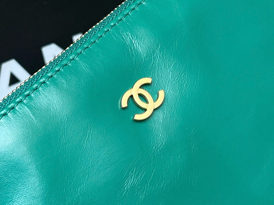 CC ホーボーバッグ 37 グリーン ラムスキン ゴールド金具