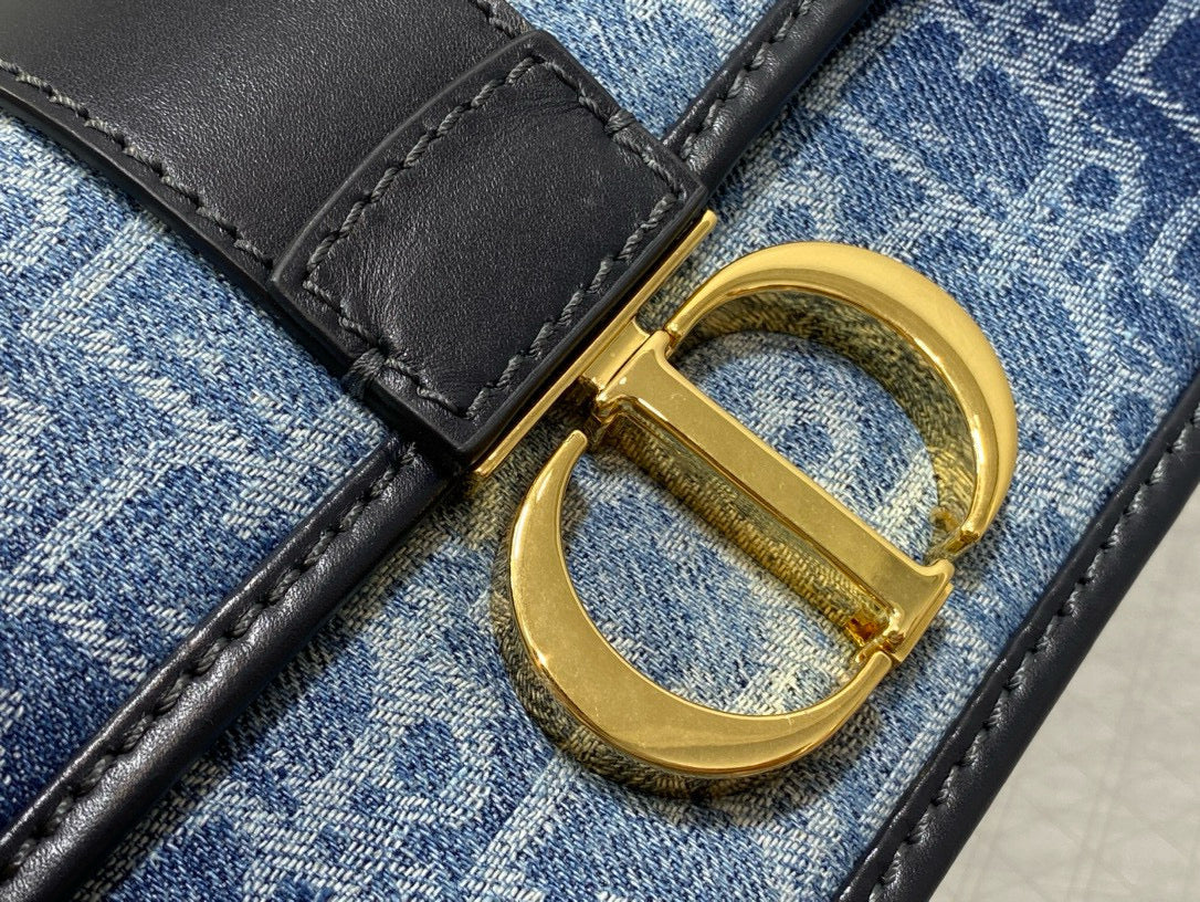 モンテーニュ 21 ブルージーンズ 刺繍