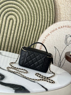 VANITY 17 CAVIAR WITH HANDLE IN BLACK CALFSKIN GOLD HARDWARE