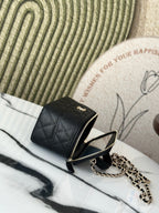 VANITY 17 CAVIAR WITH HANDLE IN BLACK CALFSKIN GOLD HARDWARE