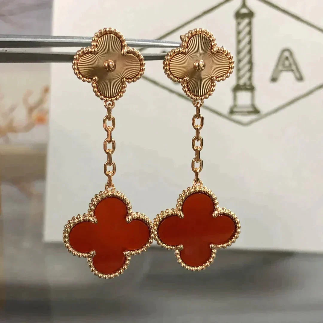 [⭐JeweliWhal]CLOVER 2 MOTIF  LASER CARNELIAN EARRINGS