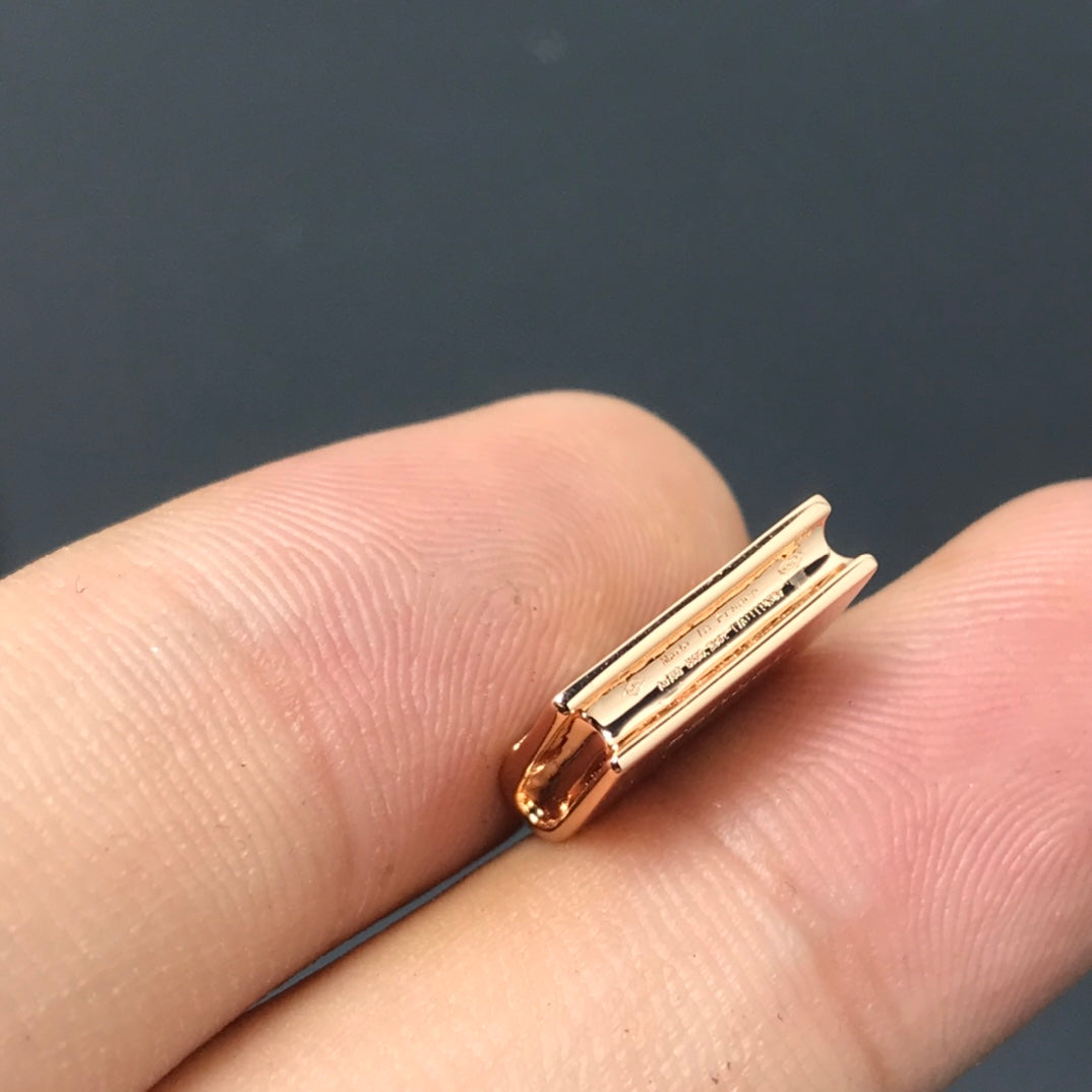 [⭐JeweliWhal]HM ネックレス 到着 ブラックダイヤモンド