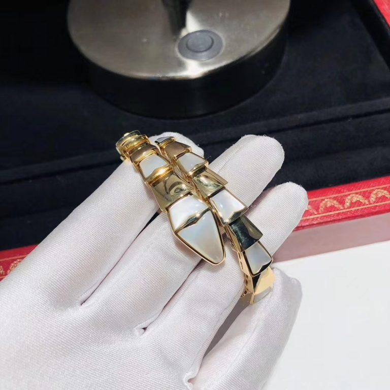 [⭐JeweliWhal]SERPENTI BRACELET MOP GOLD