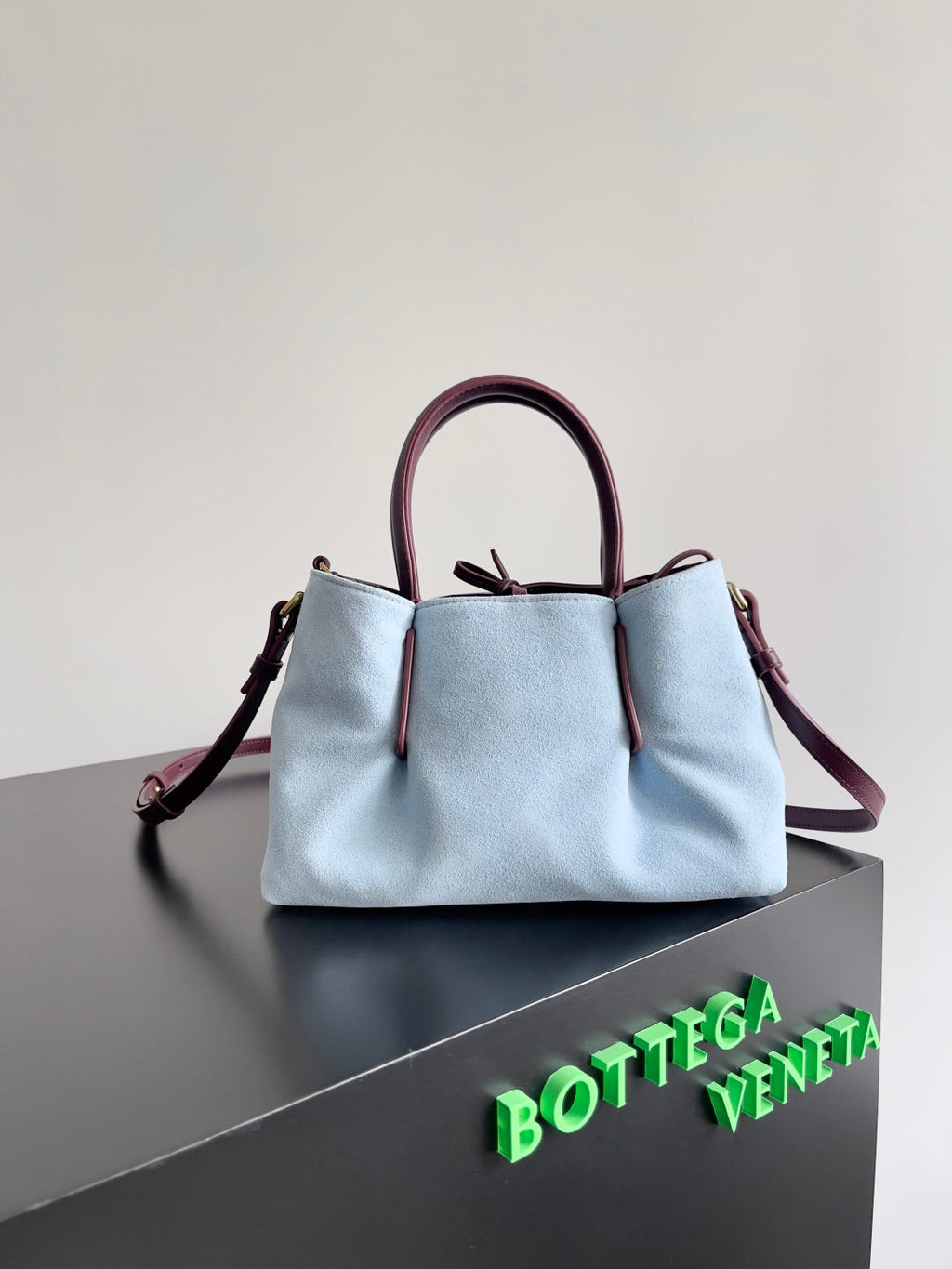 スモール ピナコテカ リバーシブル トートバッグ 24インチ マダーブラウン ラムスキン＆ライトブルー スエード