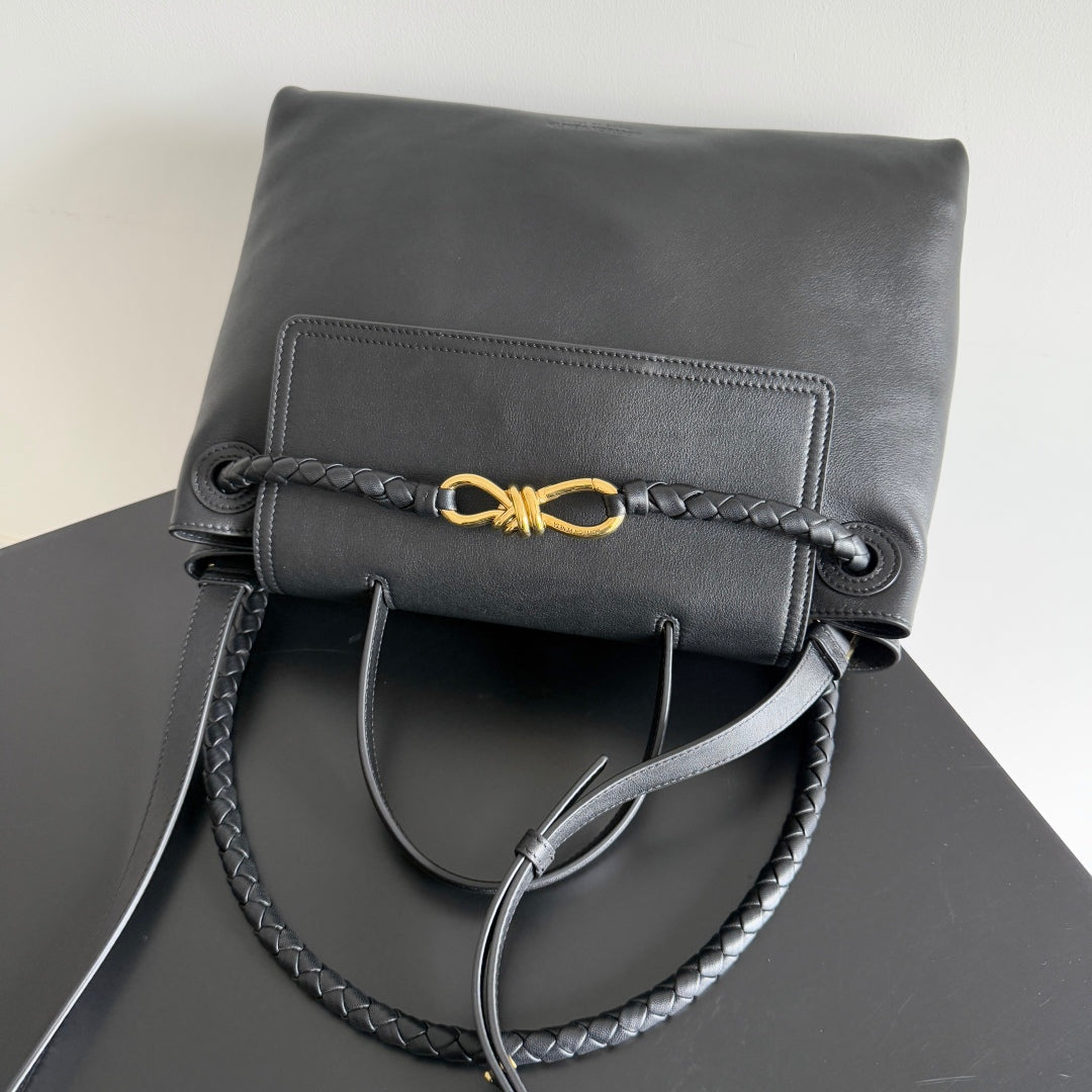 ミディアム チャオ チャオ 34 ブラックカーフスキン