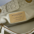 BOTTEGA VENETA 25S BASKET BAG 31 IN IVORY CALFSKIN GOLD HARDWARE