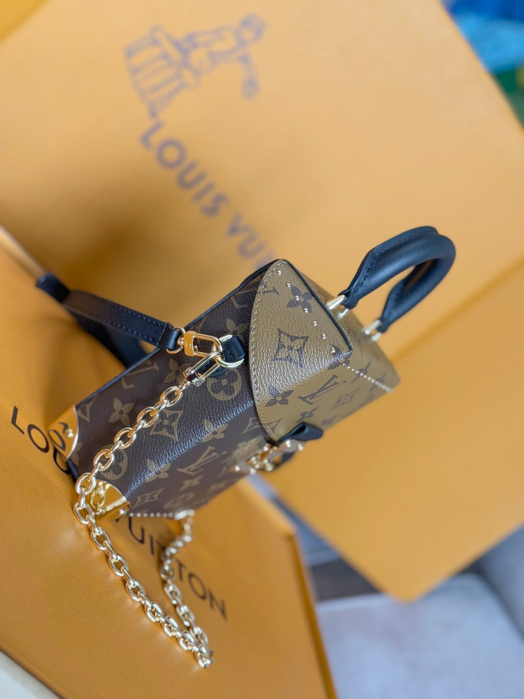 LV 25S カメラボックスバッグ 18インチ ブラウン モノグラム カーフスキン ゴールド金具