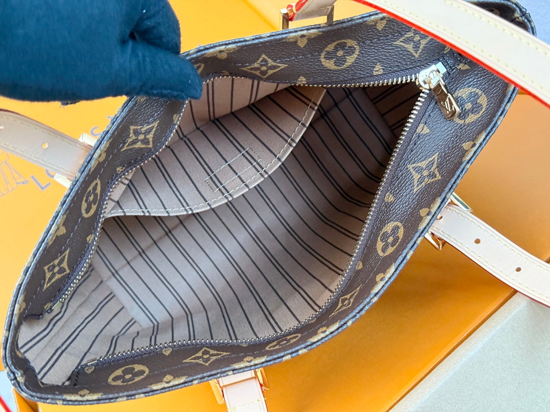 LV 25S ピアノバッグ 27 ブラウンモノグラムキャンバスとカーフスキン、ゴールド金具