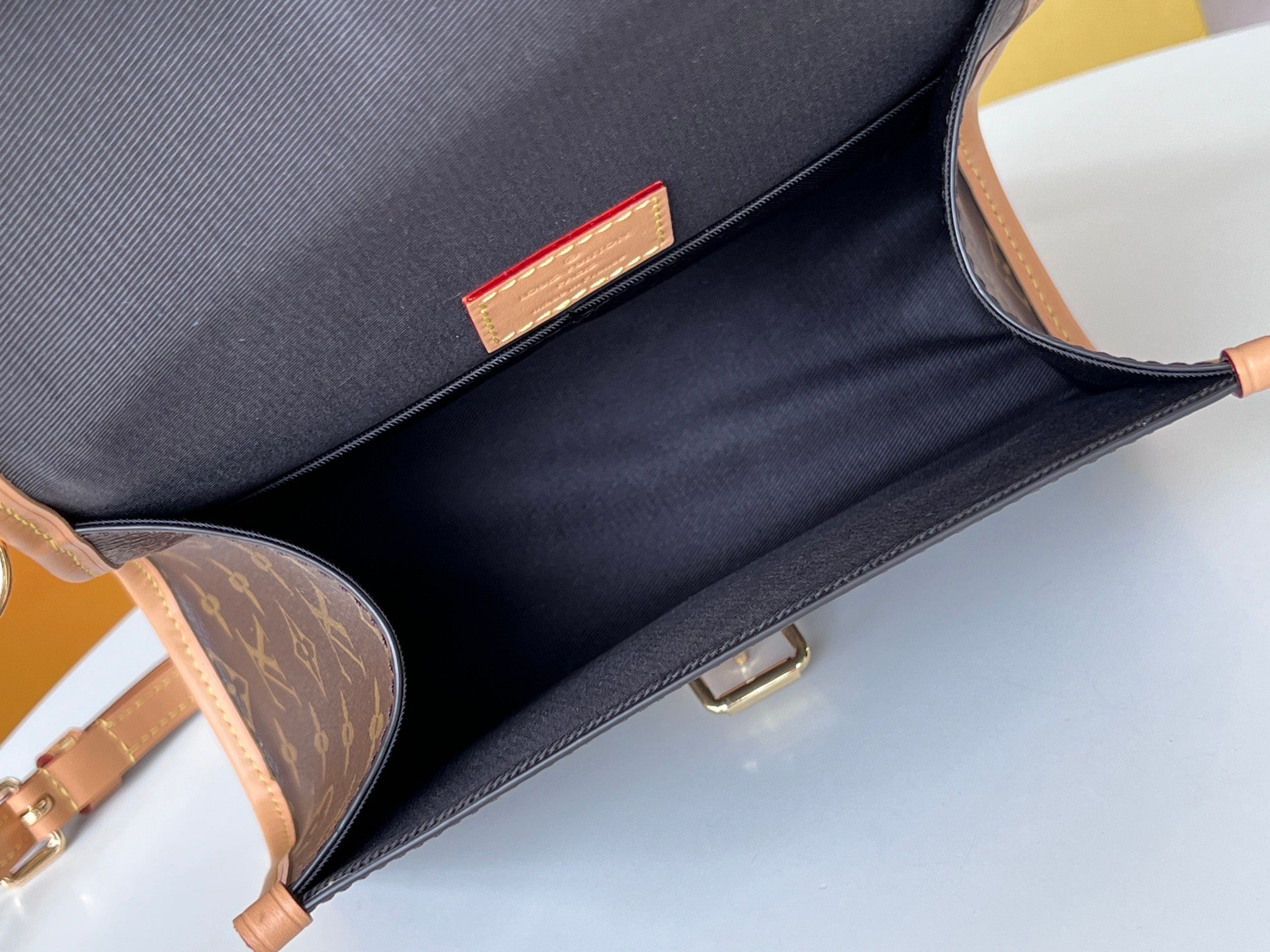 LV 25S ケリー 28 ブラウン モノグラム コーティングキャンバス レザートリム