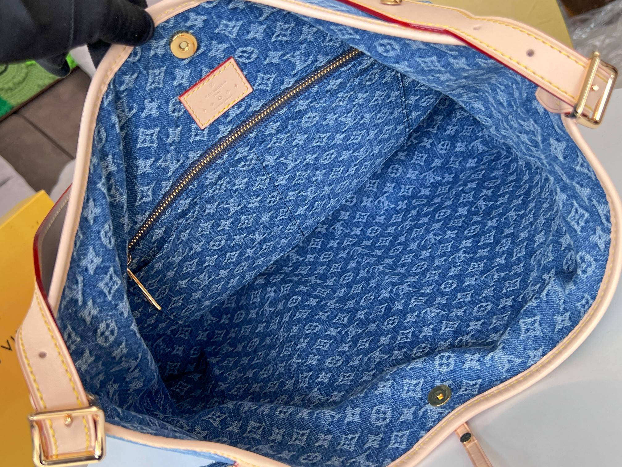 LV 25S CARRYALL 39 IN BLUE DENIM MONOGRAM LEATHER TRIM