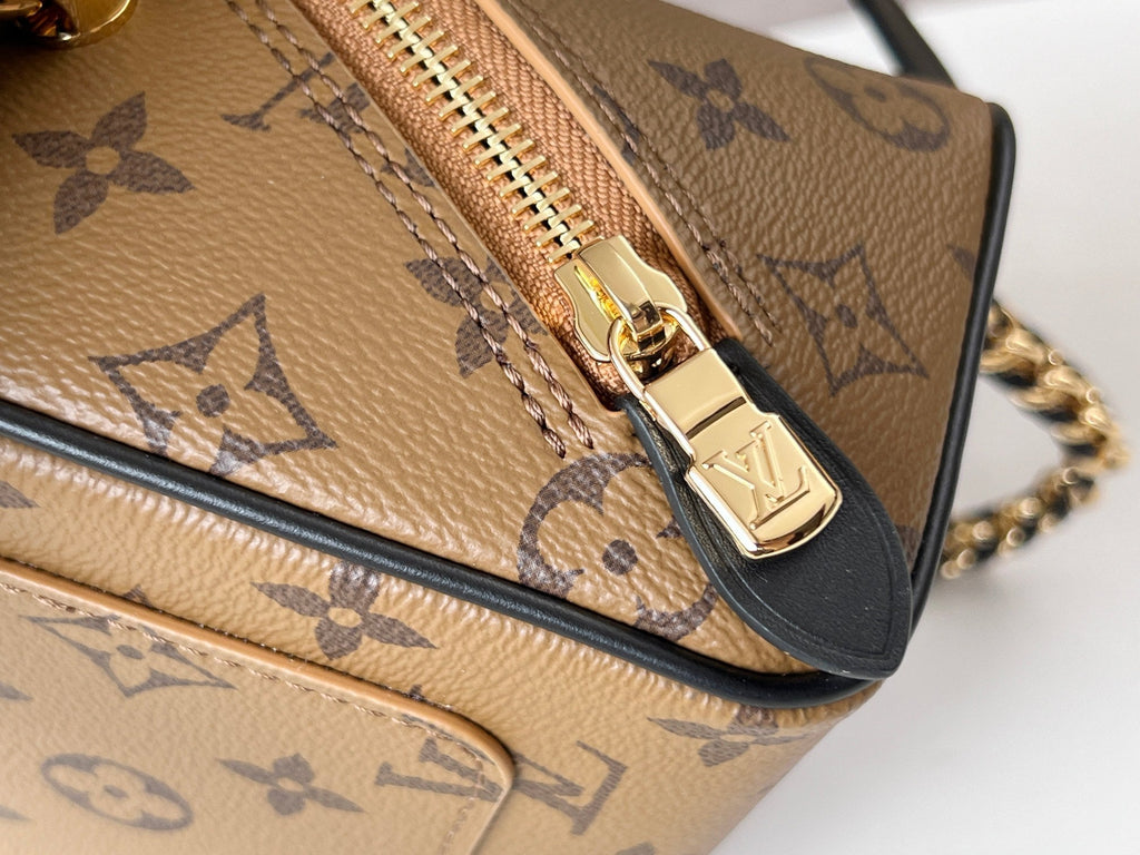 LV 25S ジャスト・イン・ケース 14インチ ブラウン モノグラム キャンバス レザートリム ブラック