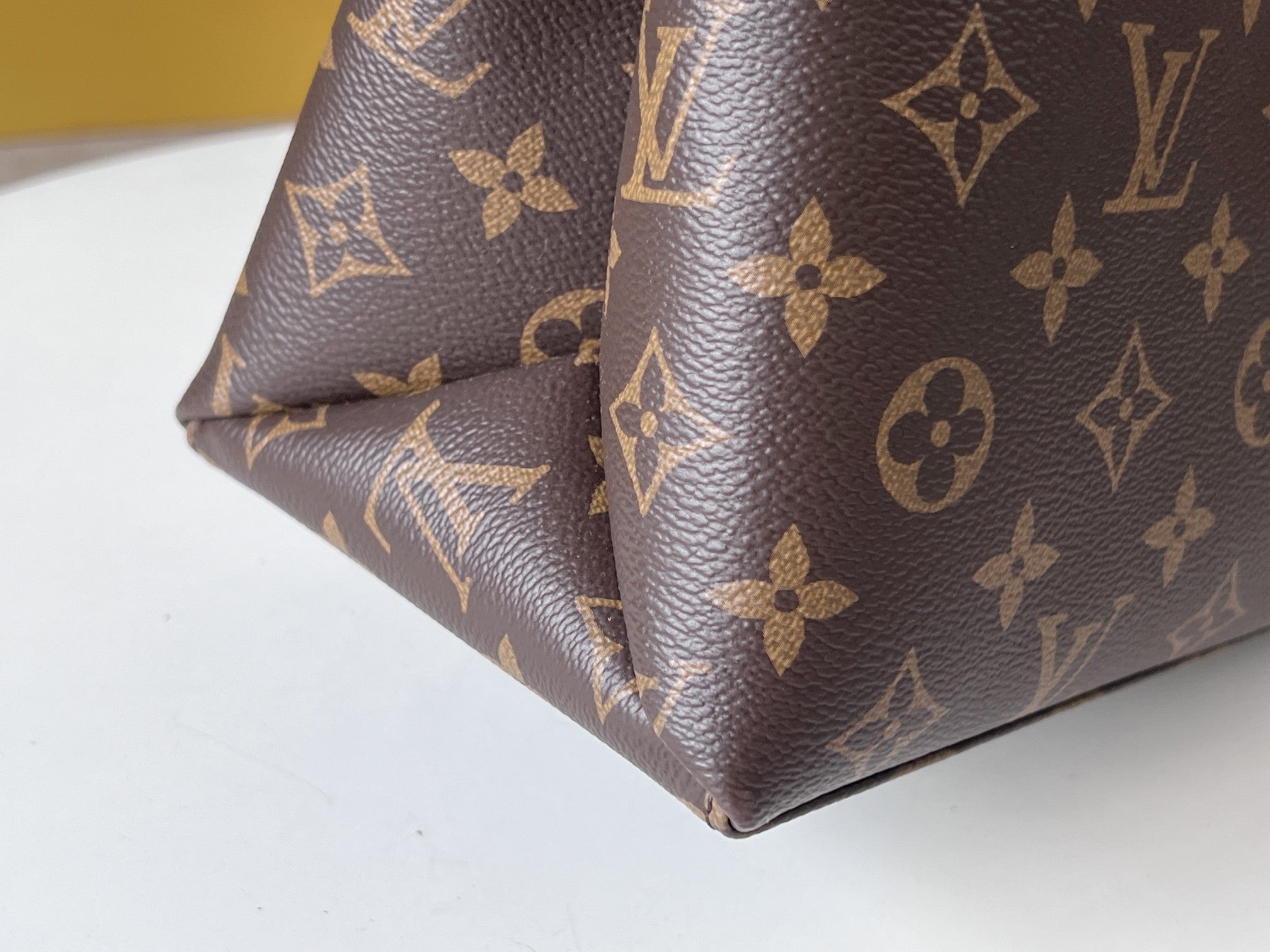 LV 25S PETIT PALAIS 29 IN BROWN MONOGRAM CANVAS AND CALFSKIN GOLD HARDWARE