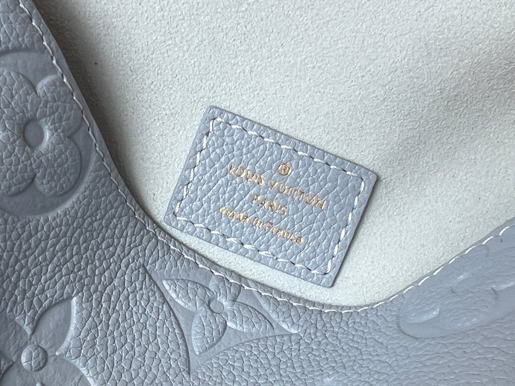 LV 25S ミニ ナノ ダイアン 19インチ ボーブルー モノグラム アンプラント レザー ゴールド金具