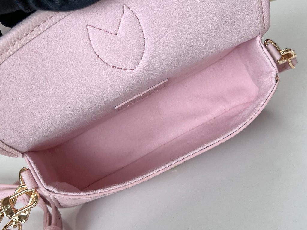 LV 25S ミニ ナノ ダイアン 19インチ ピンク モノグラム アンプラント レザー ゴールド金具