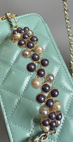 CC バニティケース パール 17cm アクアブルー ラムスキン ゴールド金具