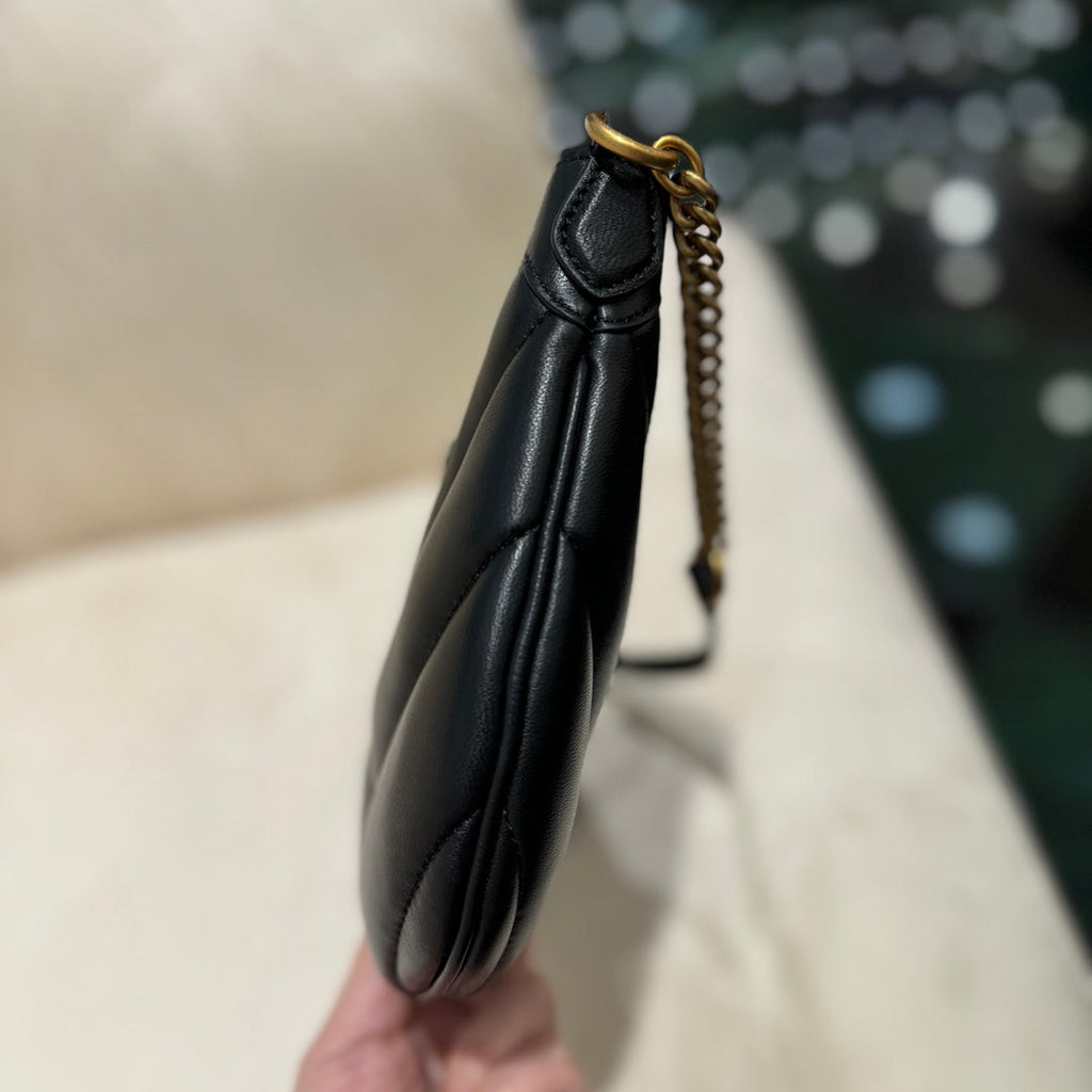 GGスモール 26 マーモント バッグ（ブラックカーフスキン）