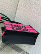 BOOK TOTE 36 IN CERISE RED MIX MINSK PURPLE CANVAS 226510