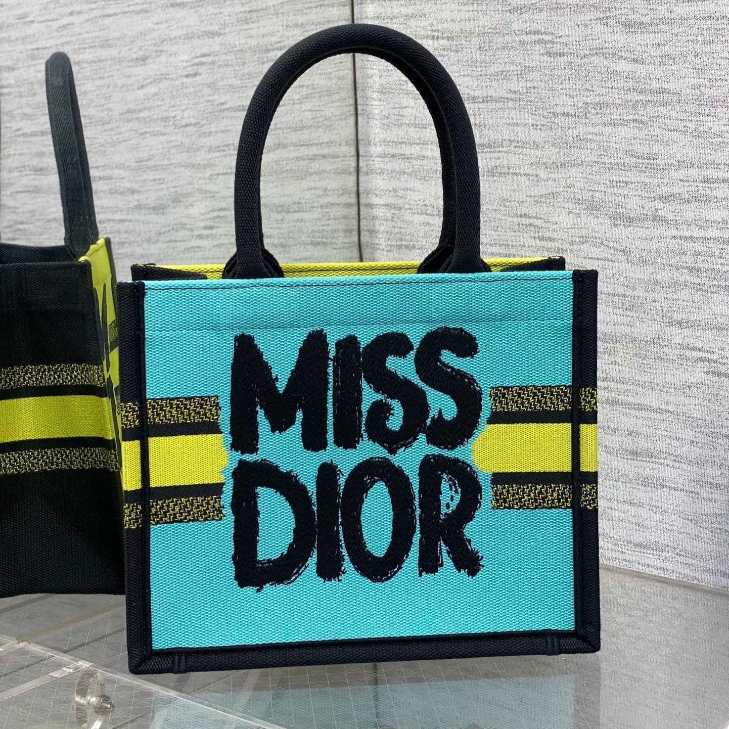 カラフルキャンバスブックトート26 226512